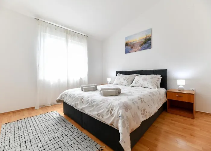 公寓 Sunset Puntamika *