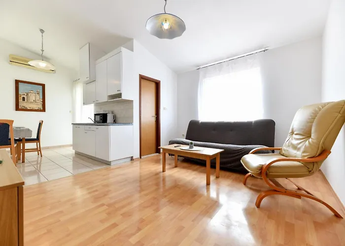 公寓 Sunset Puntamika *